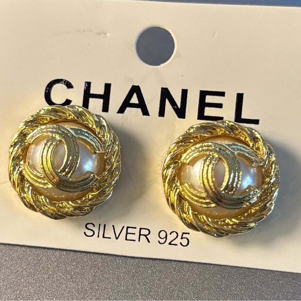 Gold Plated and Cream Faux Pearl Fashion Earrings